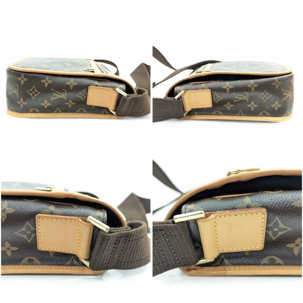 ✨️Authentic Louis Vuitton Bosphore PM monogram Crossbody Bag - Picture 4 of 14